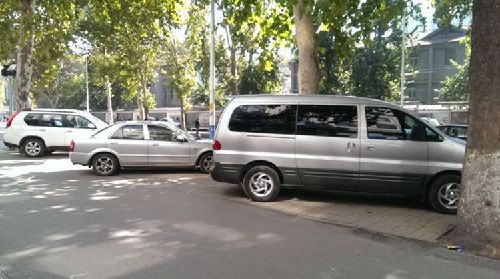 違章停車被拖壞，就該自認倒霉？告訴車主如何獲得賠償